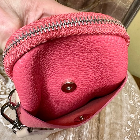 EUC Davinia Firenze Pink Pebbled Italian Leather Small Crossbody - Picture 6 of 9